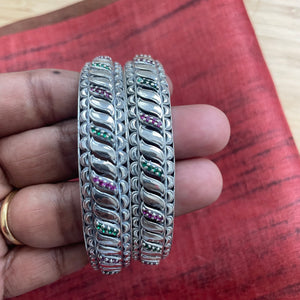 Jaal  Silver Bangles - Ilai