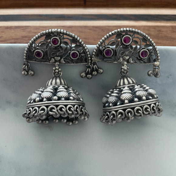 The Elegant Silver Jhumka Earrings