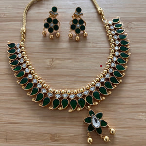 The Vintage Green "Attigai" Silver Necklace