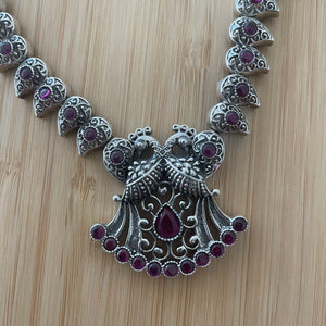 The Elegant Paisley Silver Necklace